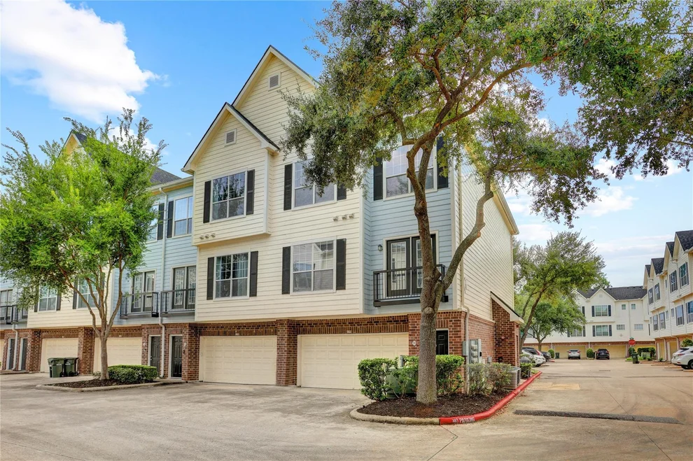 Unit for sale at 9200 Westheimer Road, Houston, TX 77063