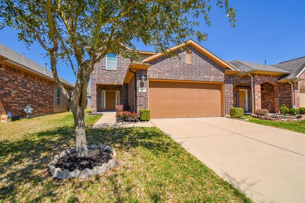 Unit for sale at 9203 Fuqua Breeze Drive, Houston, TX 77075