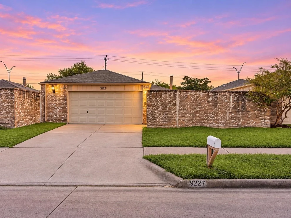 Unit for sale at 9227 Stockwell Drive, Houston, TX 77083