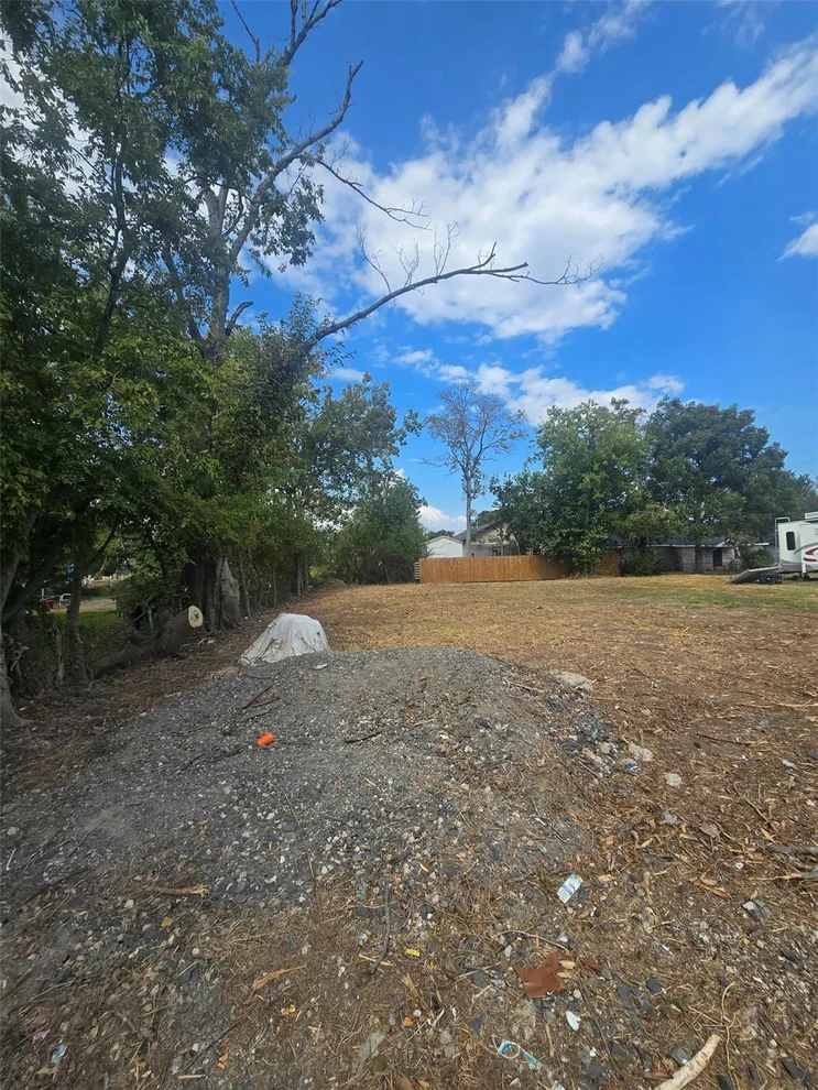 Unit for sale at 315 Delaware Street, Houston, TX 77029