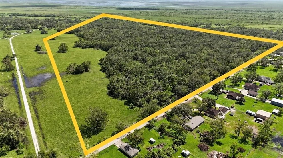Unit for sale at 0 Cr 295, Bryan Road, Jones Creek, TX 77541