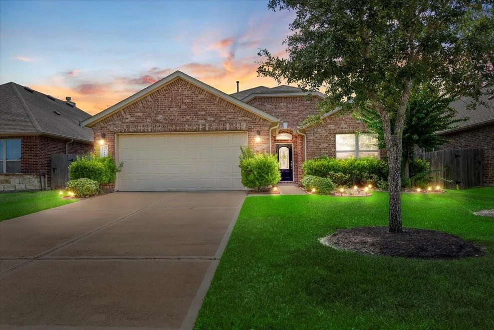 Unit for sale at 3914 Kellys Falls Lane, Katy, TX 77494