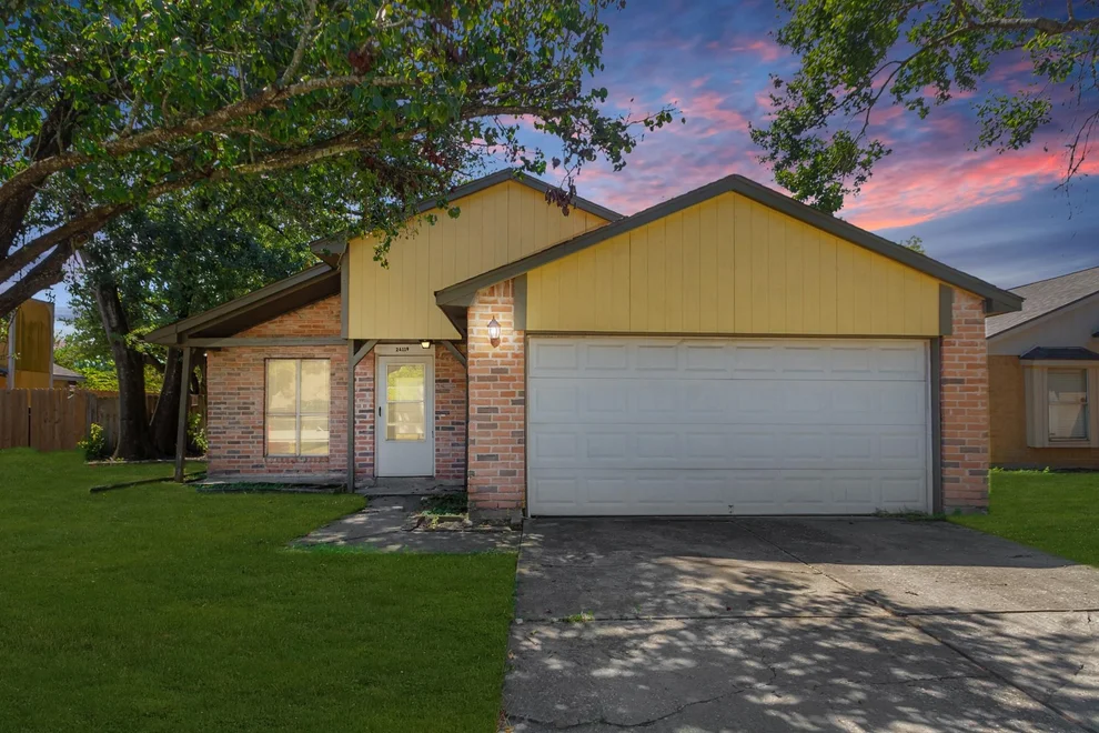Unit for sale at 24119 Red Sky Drive, Spring, TX 77373