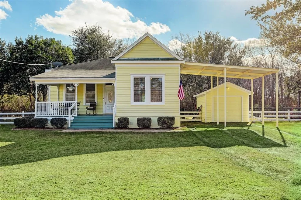 Unit for sale at 7210 King Street, Manvel, TX 77578