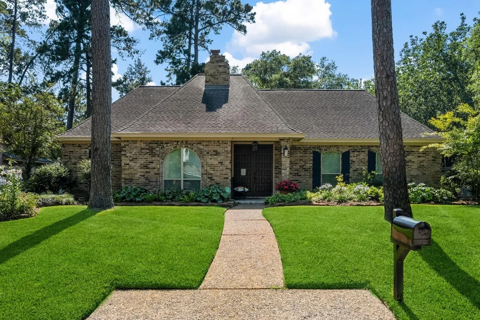 Unit for sale at 1723 Hidden Villas Drive, Kingwood, TX 77339