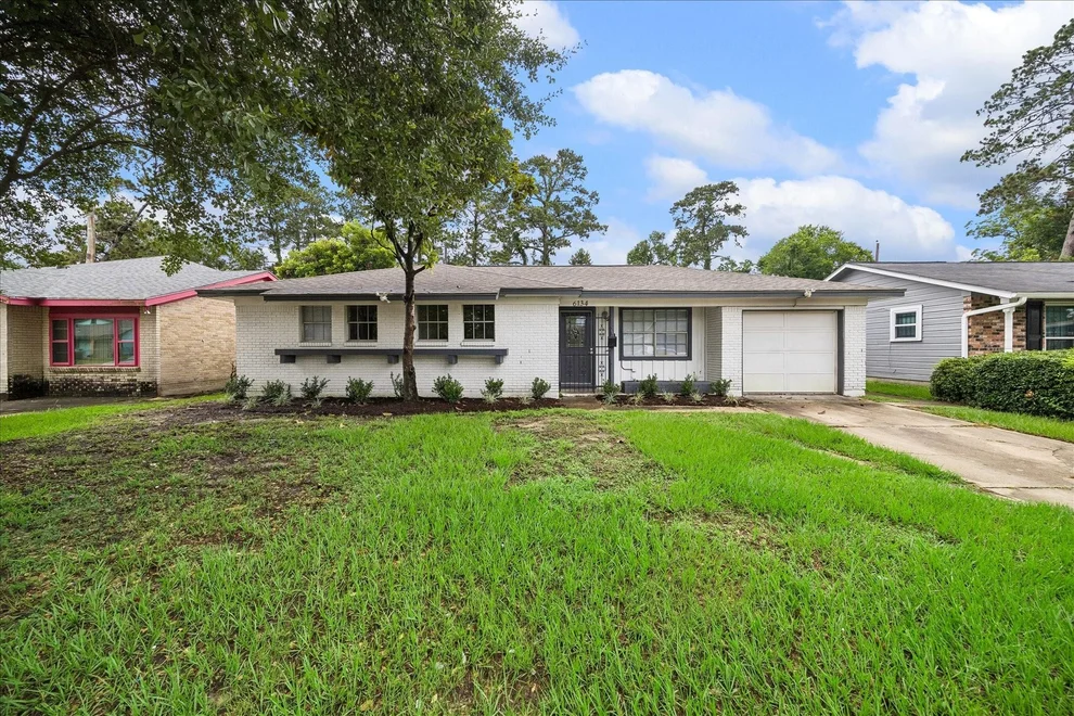 Unit for sale at 6134 Guadalupe Street, Houston, TX 77016