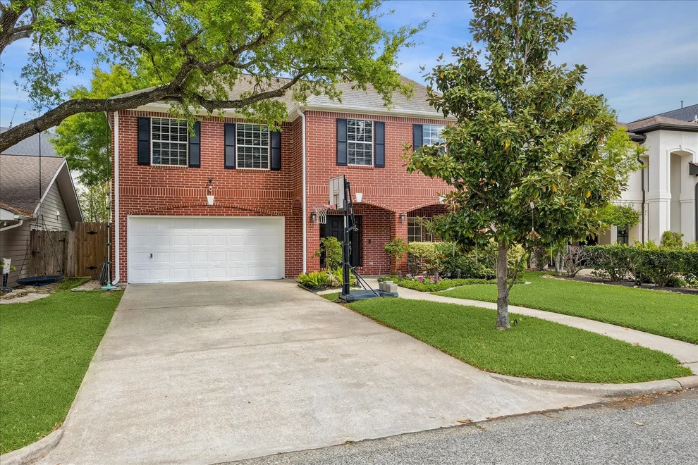 Unit for sale at 4320 Wendell Street, Bellaire, TX 77401