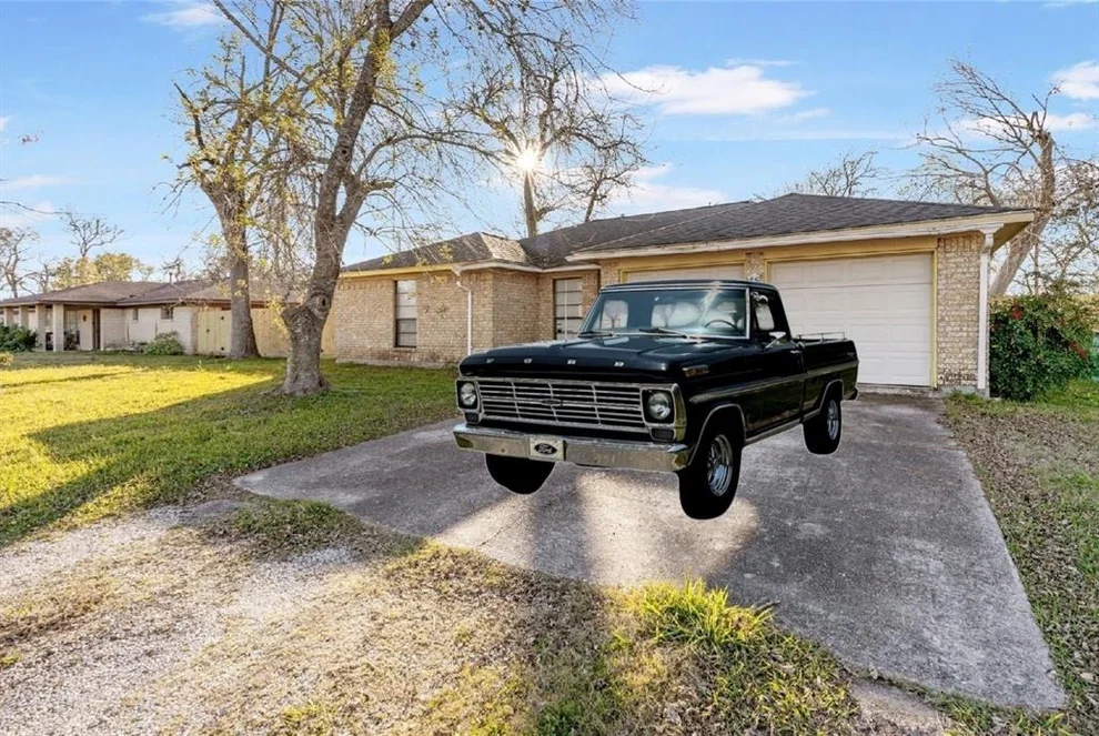 Unit for sale at 705 W Mahan Street, Richwood, TX 77531