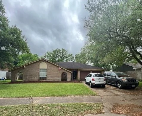 Unit for sale at 2024 Stonesthrow Drive, Bay City, TX 77414