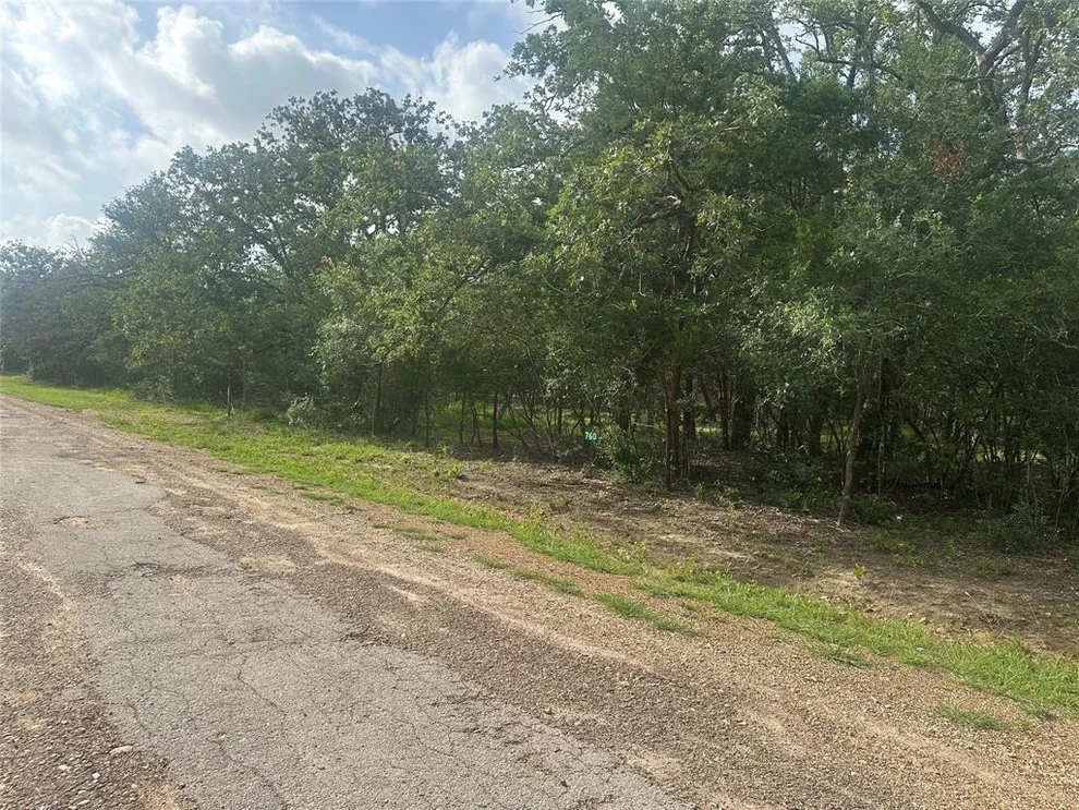 Unit for sale at 760 Blueberry Road, Somerville, TX 77879