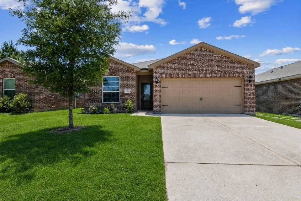Unit for sale at 22723 Hollow Amber Drive, Hockley, TX 77447