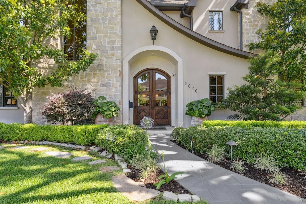 Unit for sale at 5626 Willers Way, Houston, TX 77056