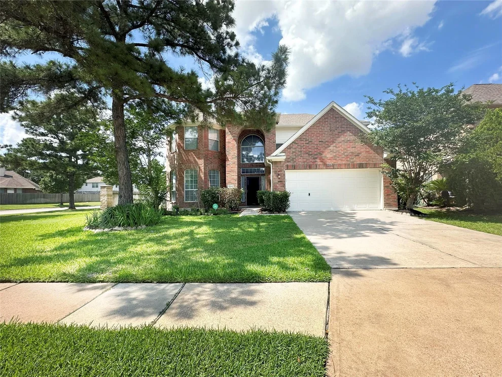 Unit for sale at 12114 Saybrook Point Lane, Tomball, TX 77375