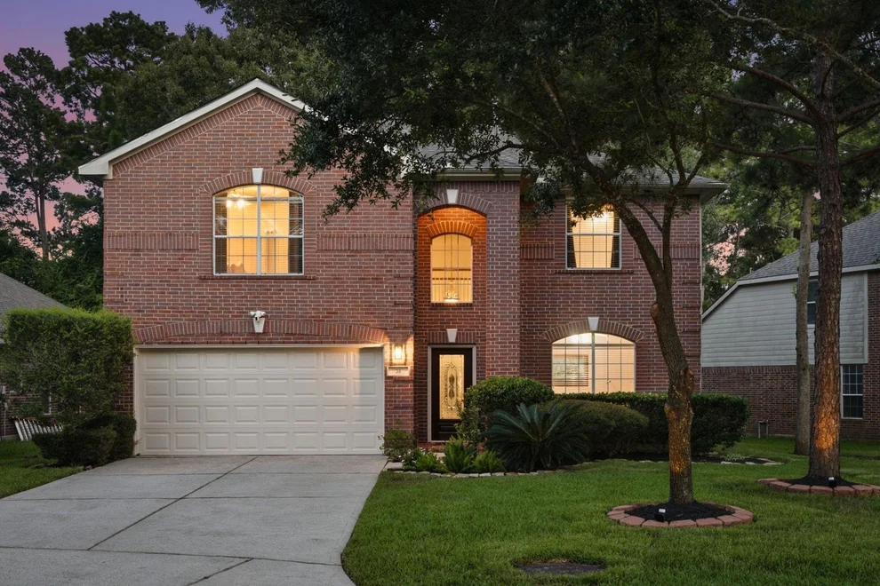 Unit for sale at 74 S Archwyck Circle, The Woodlands, TX 77382