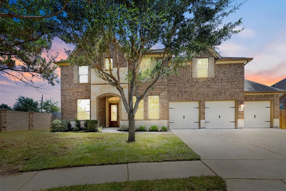 Unit for sale at 9726 Bonham Lakes Lane, Humble, TX 77396