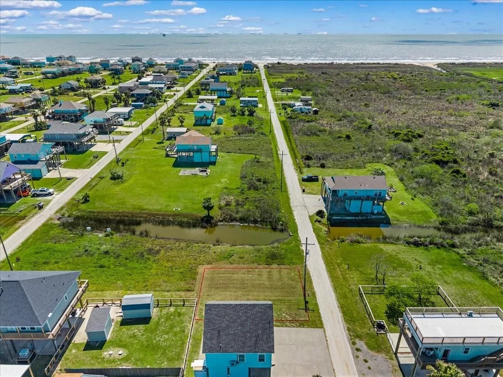 Unit for sale at 00 Alma Rd, Crystal Beach, TX 77650