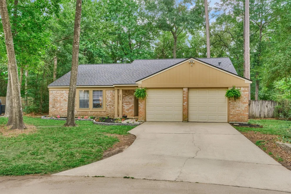 Unit for sale at 2615 Rosewood Place, The Woodlands, TX 77380