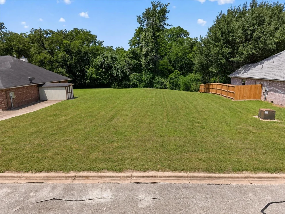 Unit for sale at 0000 Oakwood Drive, Brenham, TX 77833
