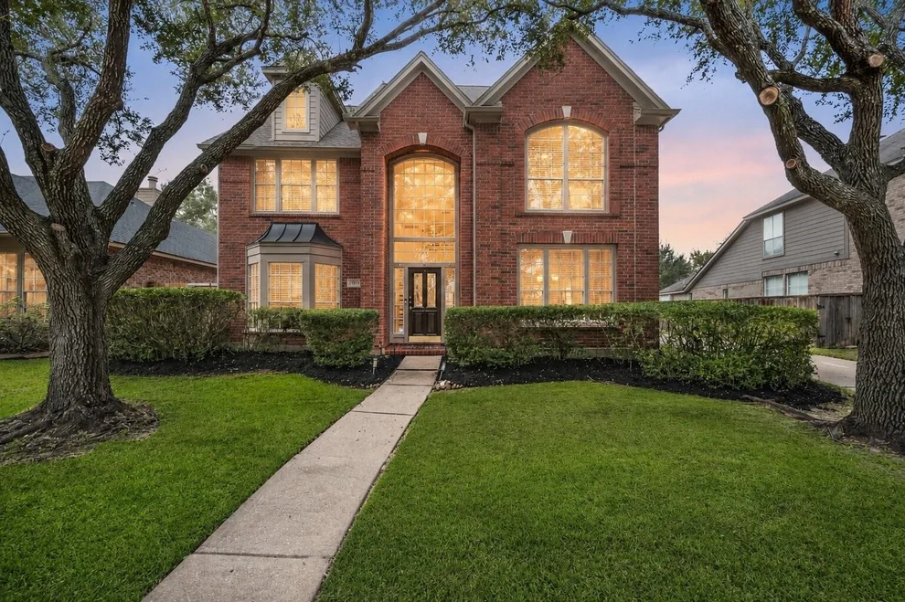 Unit for sale at 1123 Summer Brook, Sugar Land, TX 77479