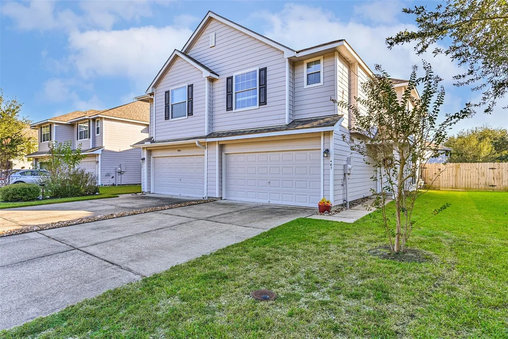 Unit for sale at 487 Folk Crest Lane, Dickinson, TX 77539