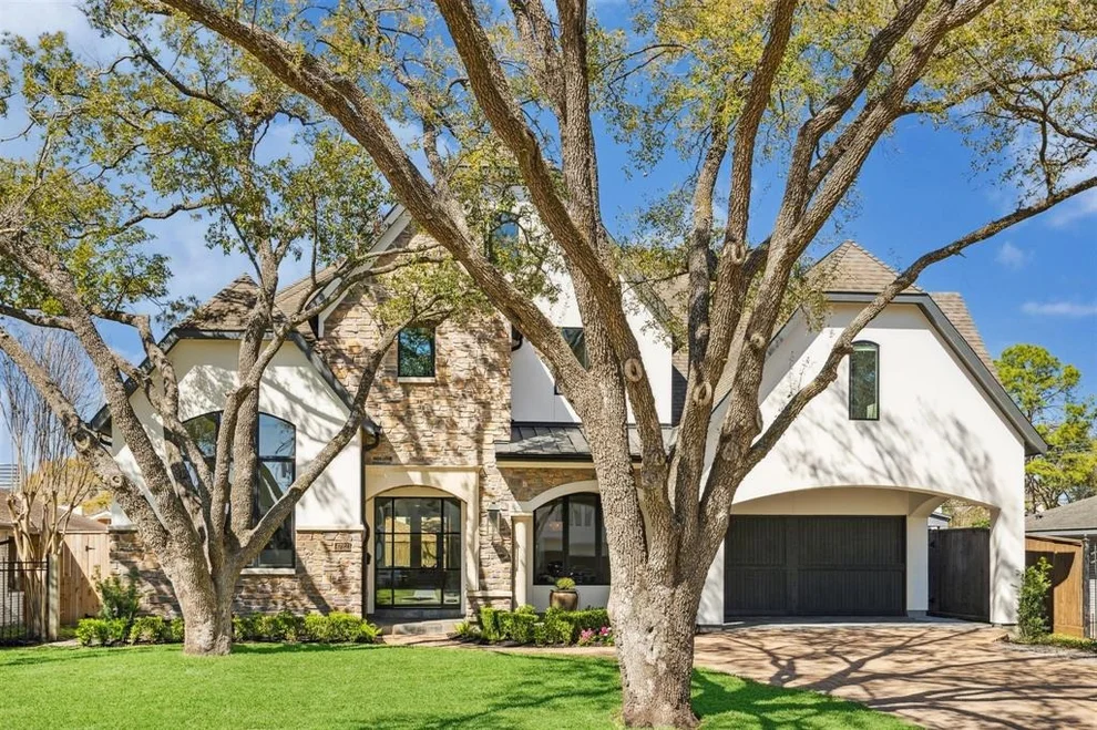 Unit for sale at 4722 Waring Street, Houston, TX 77027