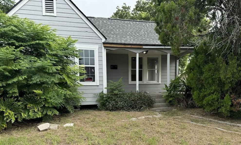 Unit for sale at 606 Naples Street, Corpus Christi, TX 78404