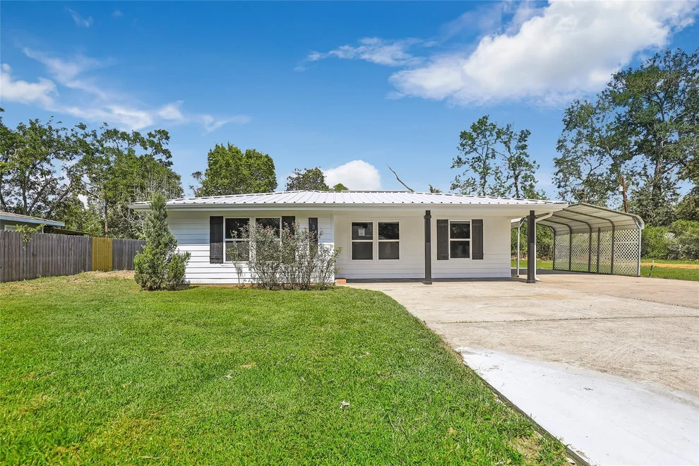 Unit for sale at 131 County Road 2364, Hardin, TX 77575