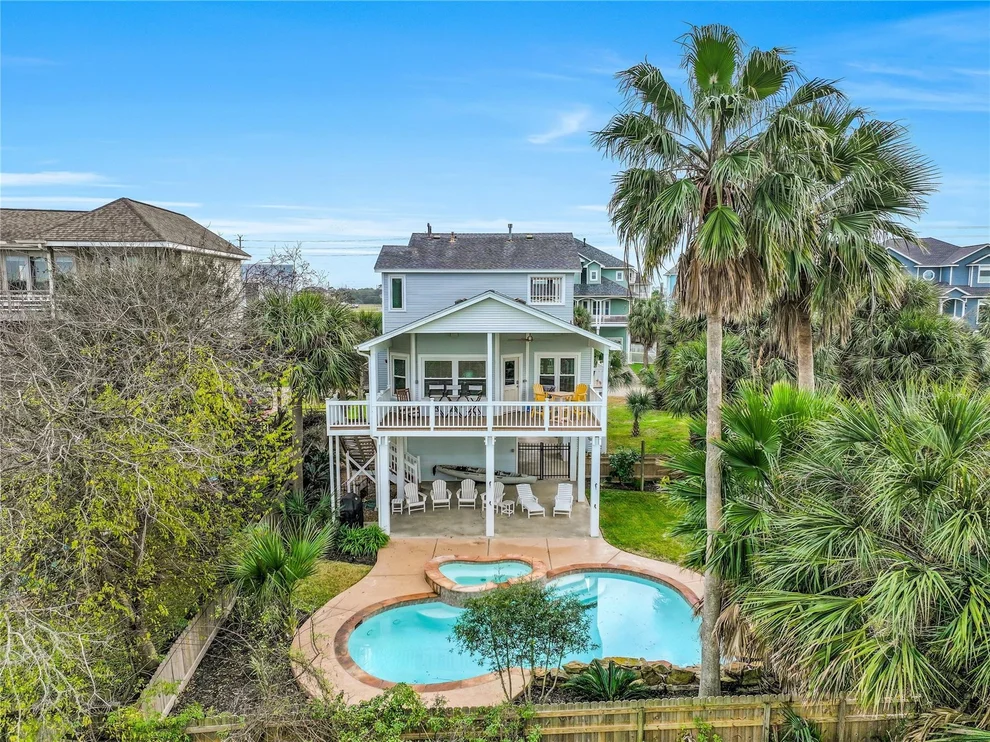 Unit for sale at 13414 Binnacle Way, Galveston, TX 77554