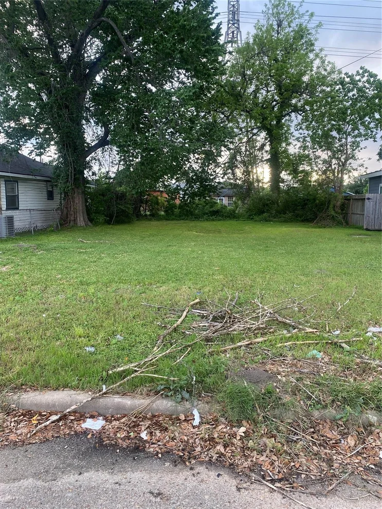 Unit for sale at 0 Elysian Street, Houston, TX 77009