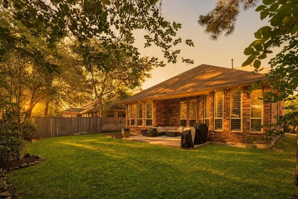Unit for sale at 103 S Vershire Circle, Magnolia, TX 77354