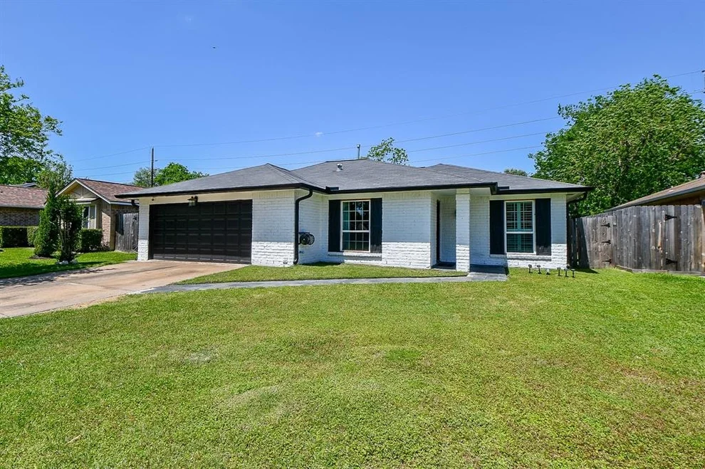 Unit for sale at 18750 Denise Dale Drive, Houston, TX 77084