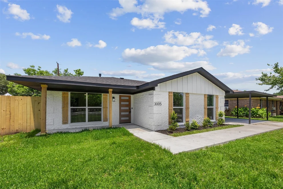 Unit for sale at 3005 Barberry Drive, Houston, TX 77051