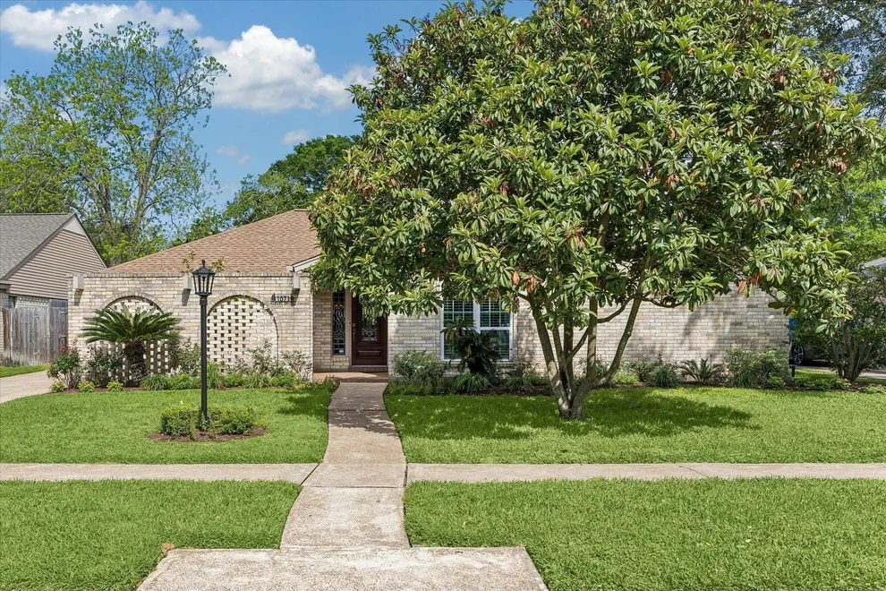 Unit for sale at 10719 Albury Drive, Houston, TX 77096