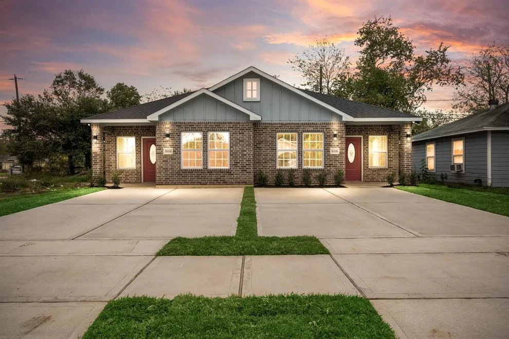 Unit for sale at 5222 Bataan Road, Houston, TX 77033