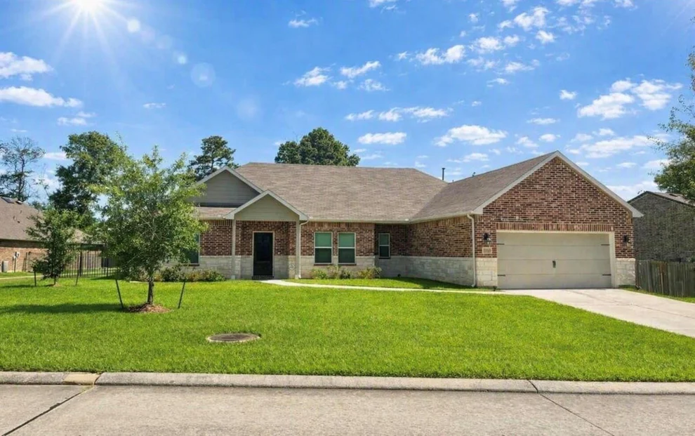 Unit for sale at 3311 Passage Lane, Conroe, TX 77301