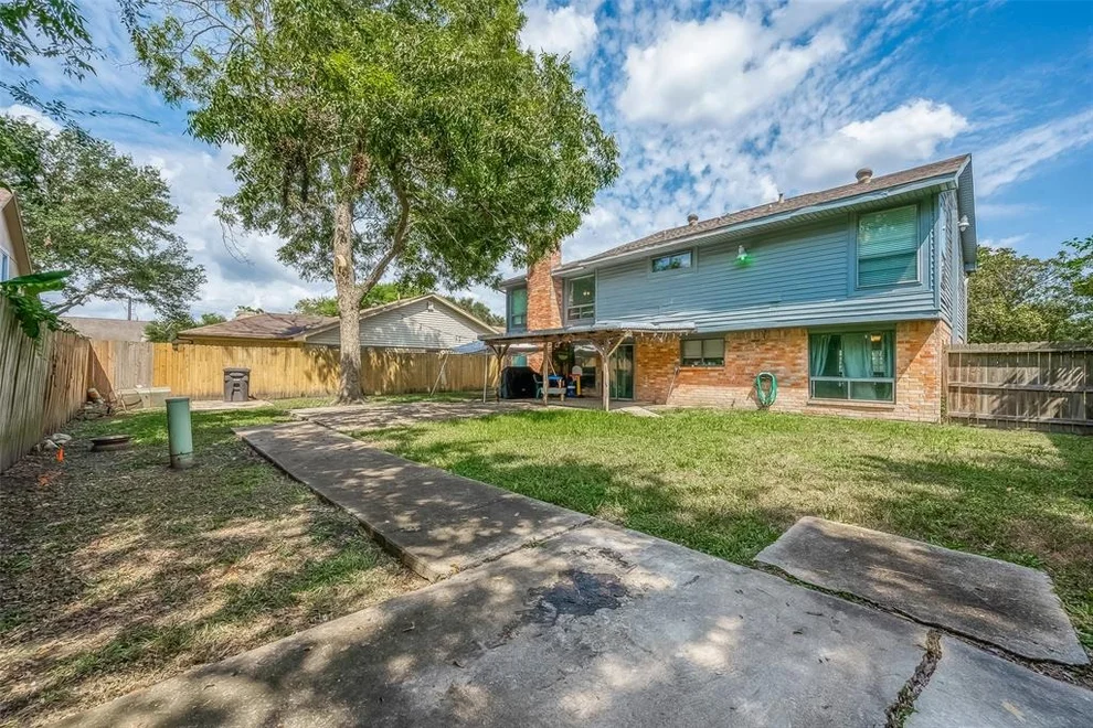 Unit for sale at 8619 Quail Burg Lane, Houston, TX 77489