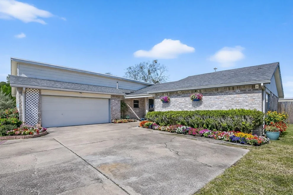 Unit for sale at 13306 Rain Lily Lane, Houston, TX 77083
