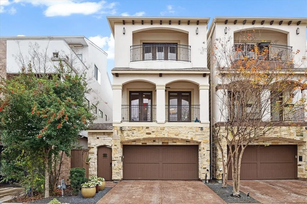 Unit for sale at 503 W Bell Street, Houston, TX 77019