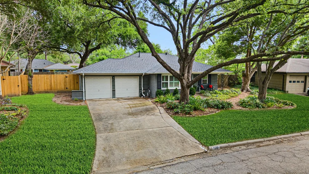 Unit for sale at 3106 Gannett Street, Houston, TX 77025
