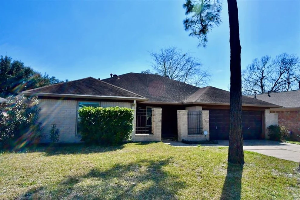 Unit for sale at 2407 Bradford Drive, Missouri City, TX 77489