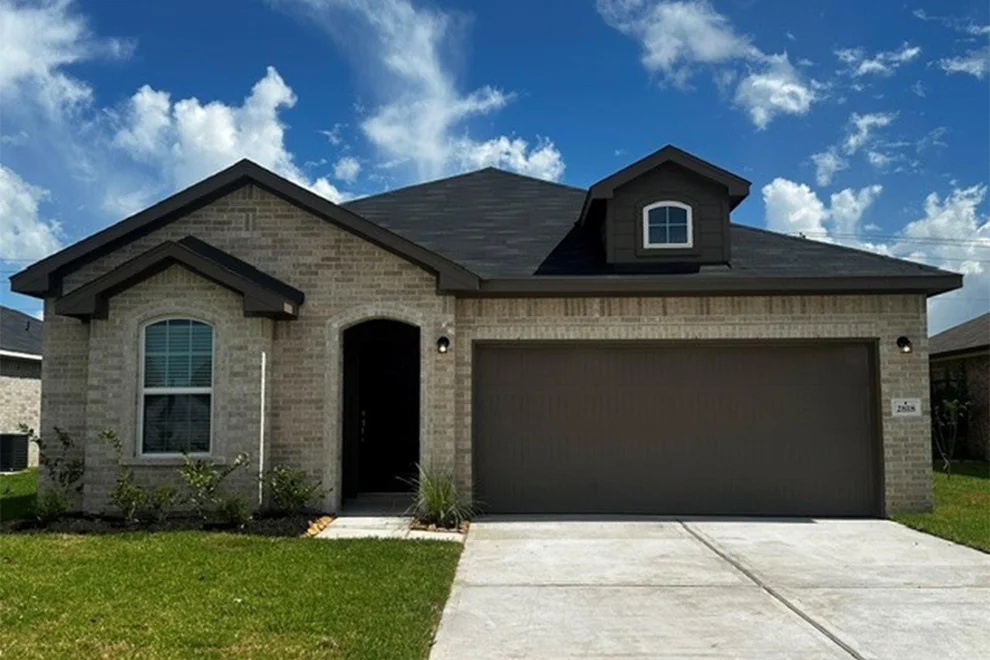 Unit for sale at 2818 Coral Drive, Texas City, TX 77591