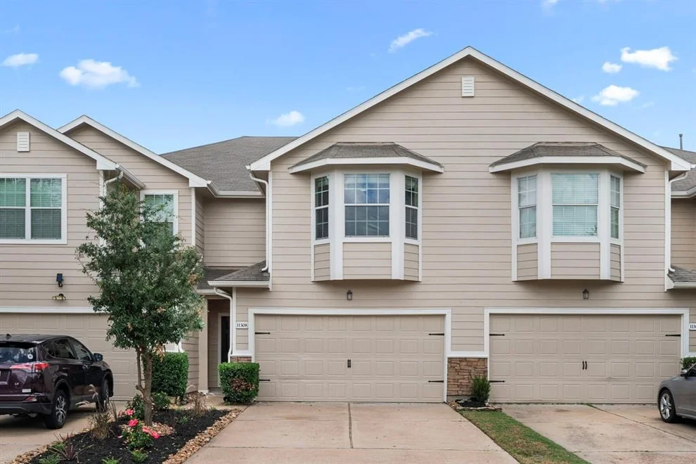 Unit for sale at 11308 Elegant Way, Houston, TX 77066