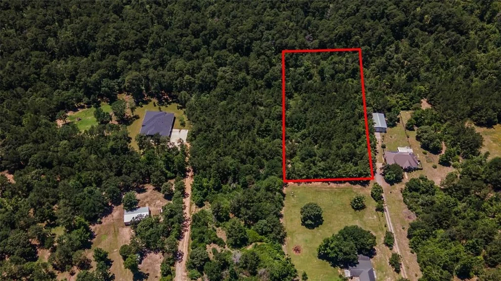 Unit for sale at 8616 Grand Lake Estates Drive, Montgomery, TX 77316