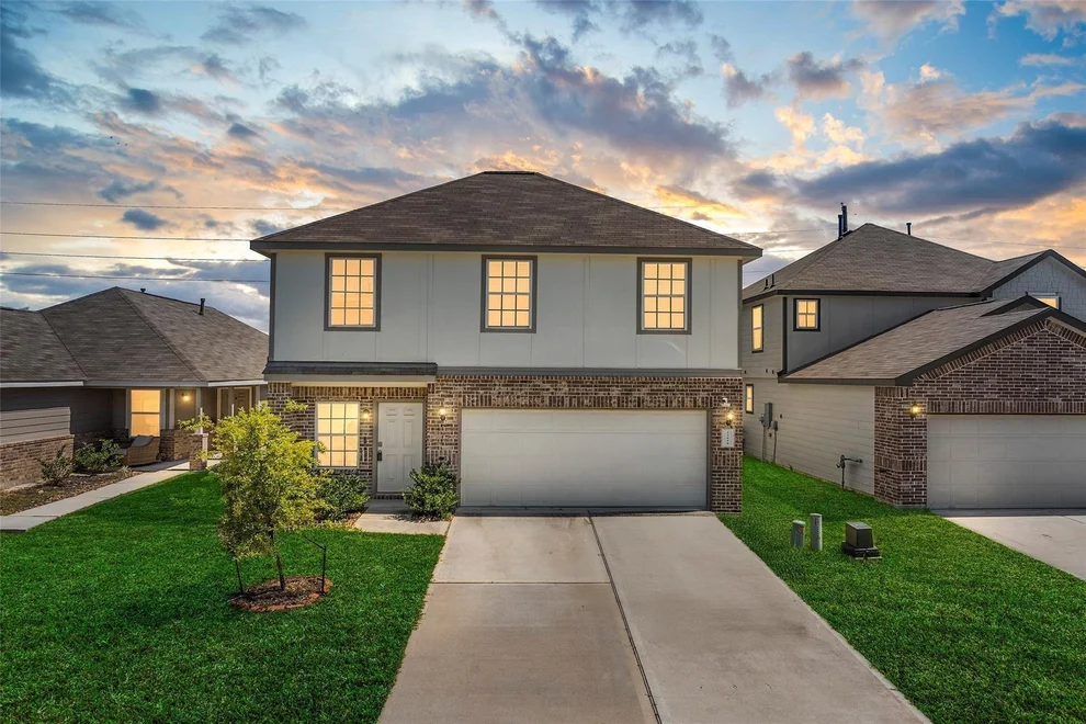 Unit for sale at 23646 Goodfellow Drive, Spring, TX 77373