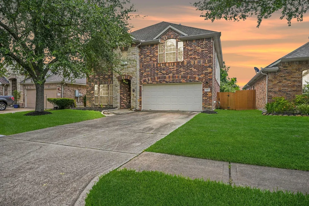 Unit for sale at 2753 Rio Bella Court, League City, TX 77573