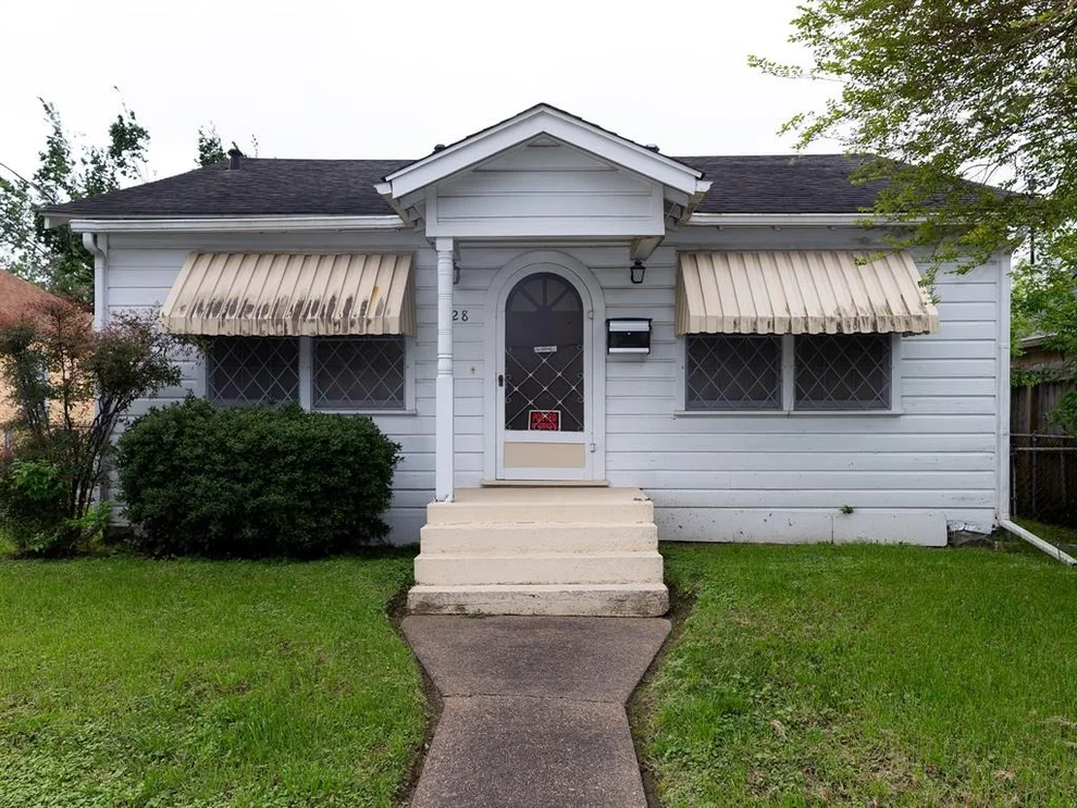 Unit for sale at 228 N Super Street, Houston, TX 77011