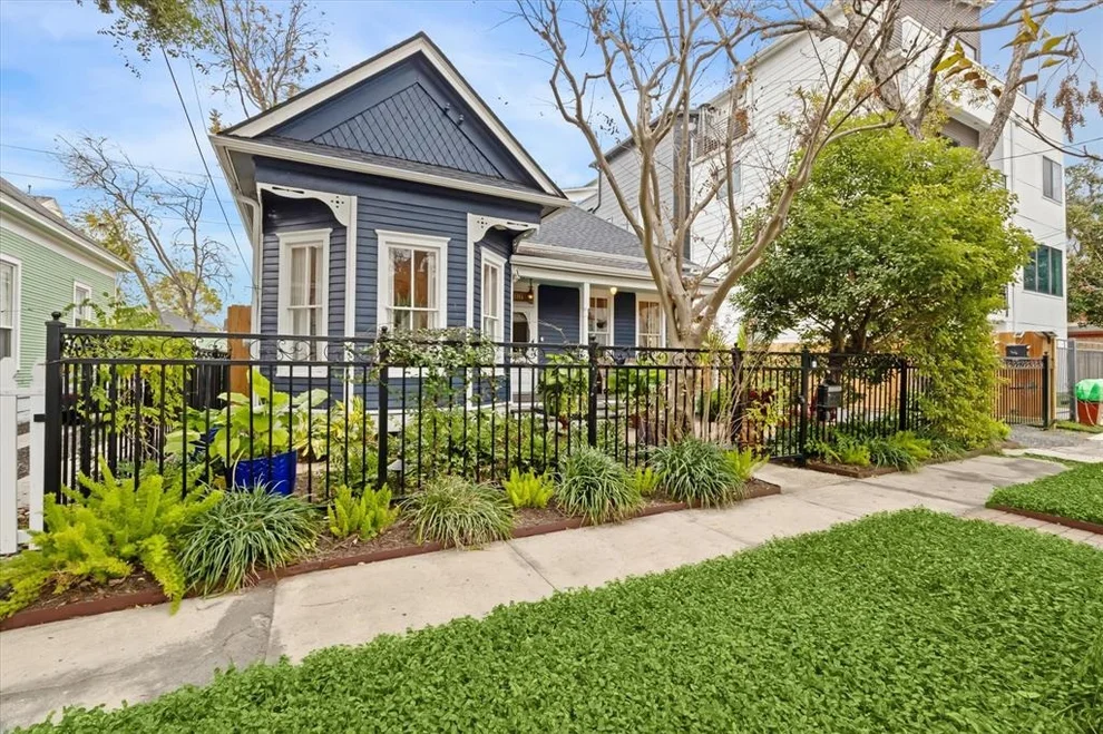 Unit for sale at 1706 Crockett Street, Houston, TX 77007
