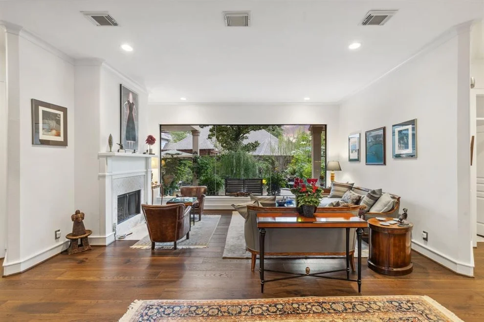 Unit for sale at 13614 Champions Centre Drive, Houston, TX 77069