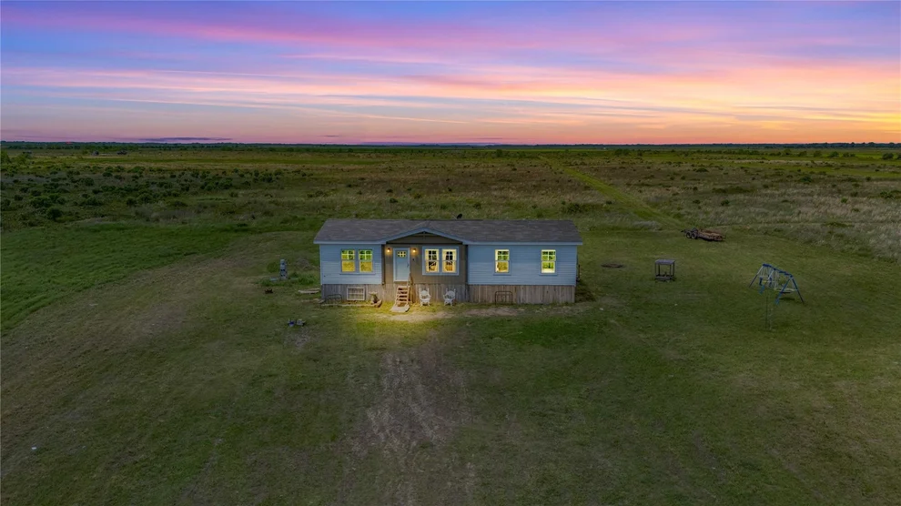 Unit for sale at 21550 Wilber Road, Hamshire, TX 77622