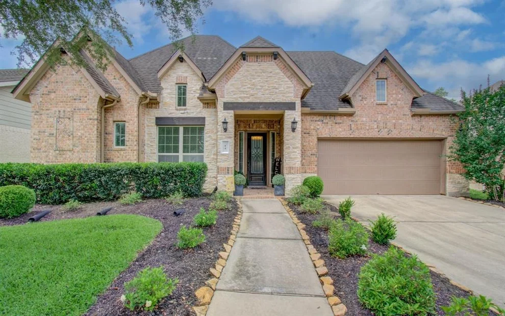 Unit for sale at 14 Roma Ridge Drive, Missouri City, TX 77459